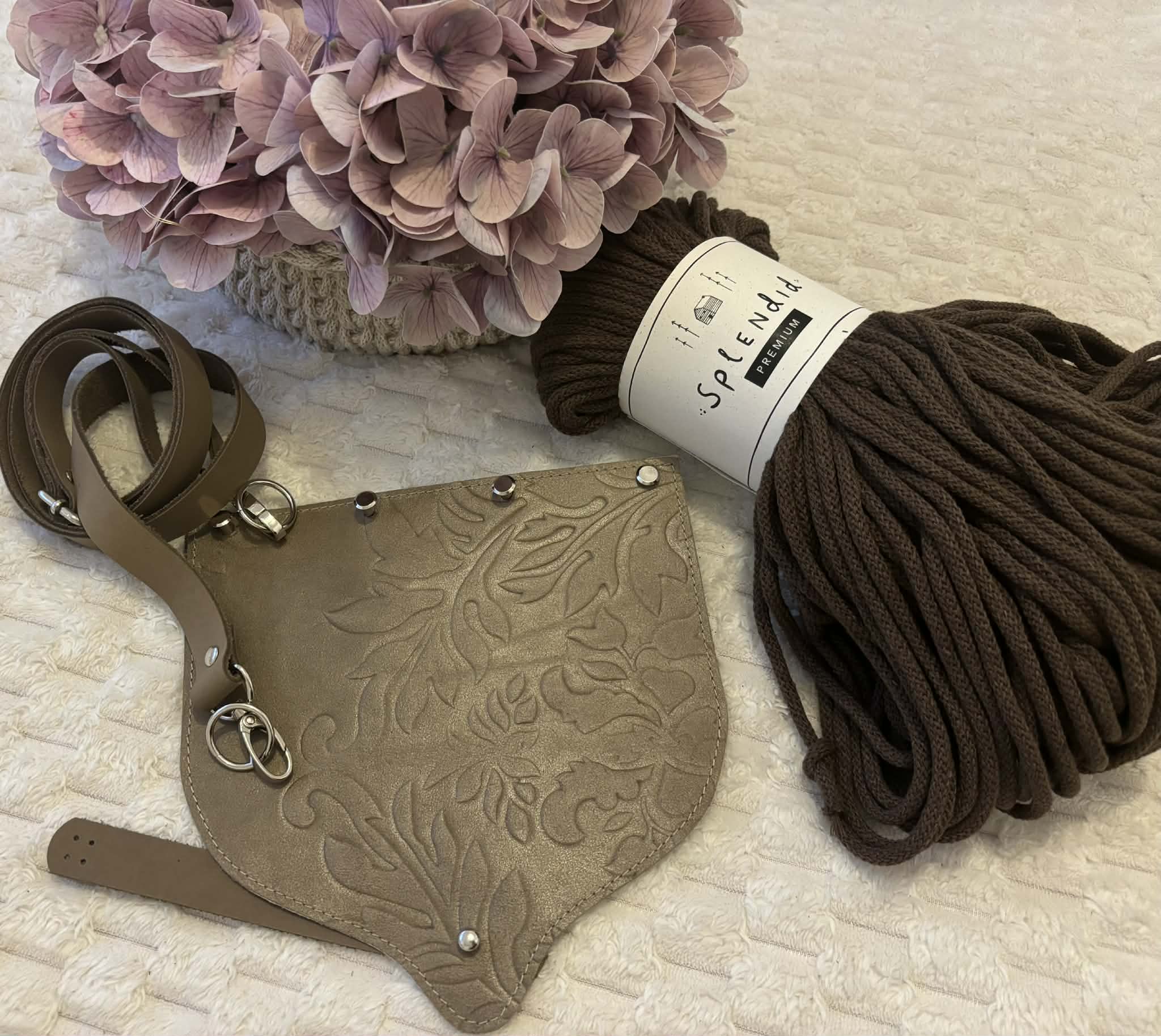 3 D mintázatú csepp szett Splendid fonallal